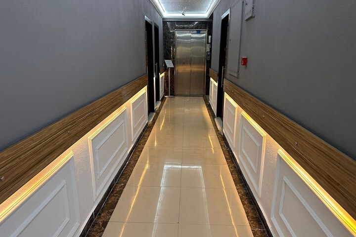 Ballroom/Hall 59 of 68