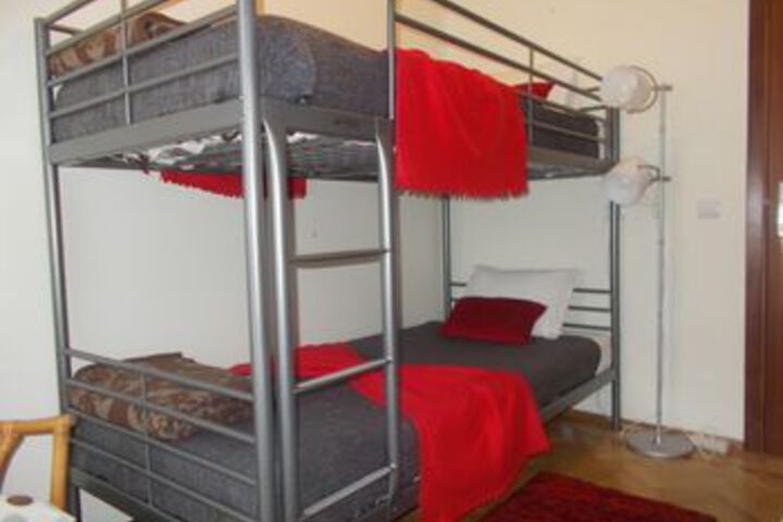 Room 15 of 38