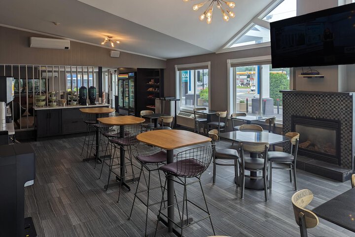 Breakfast/Coffee Service 46 of 50