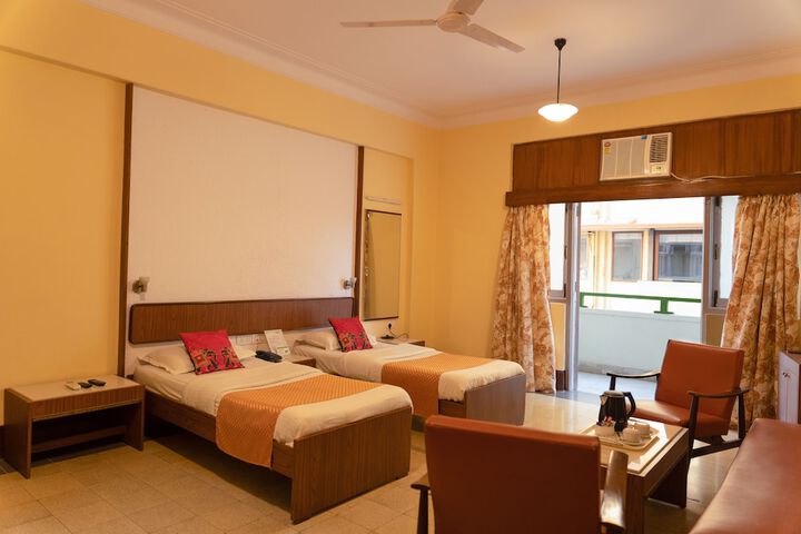 Room 16 of 52