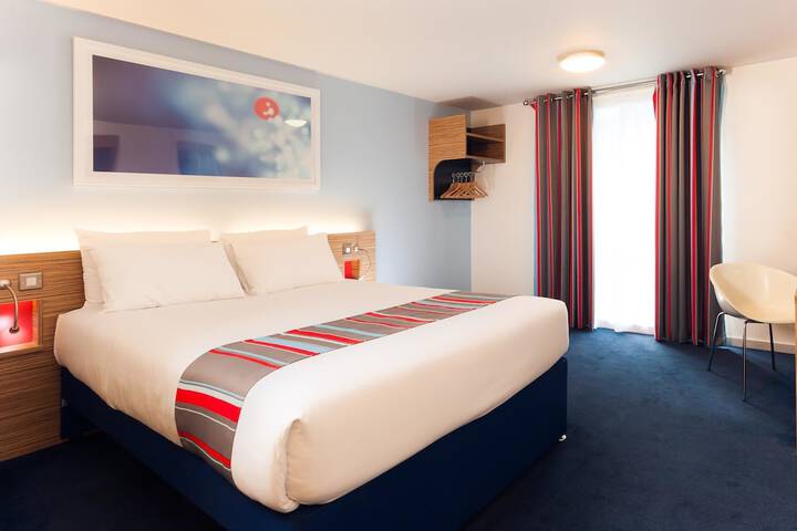 Room 8 of 21