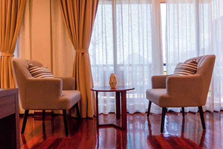 Room 41 of 100