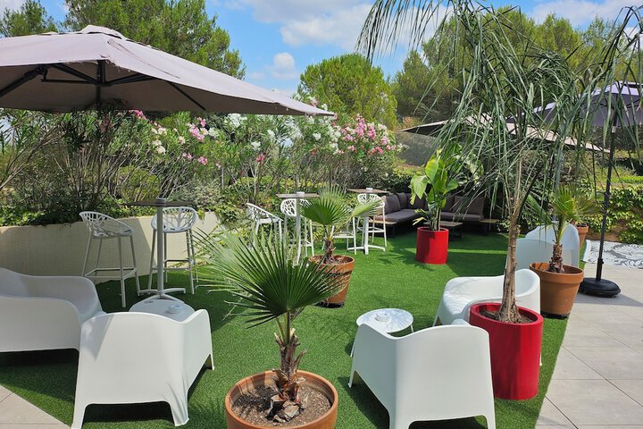 Terrace/Patio 107 of 120
