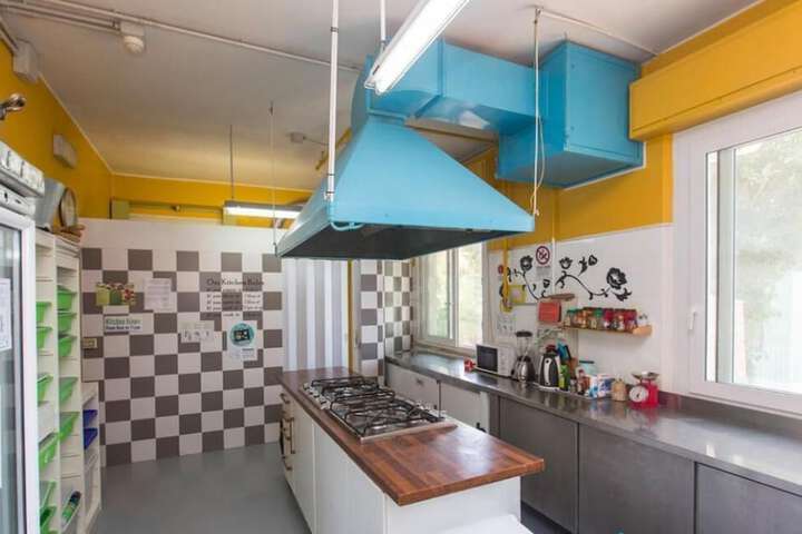 Private kitchen