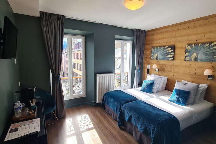 Room 14 of 28