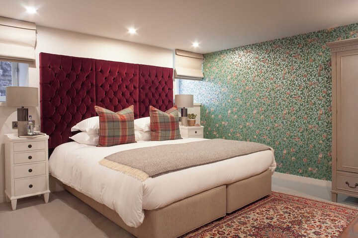 Room 48 of 149