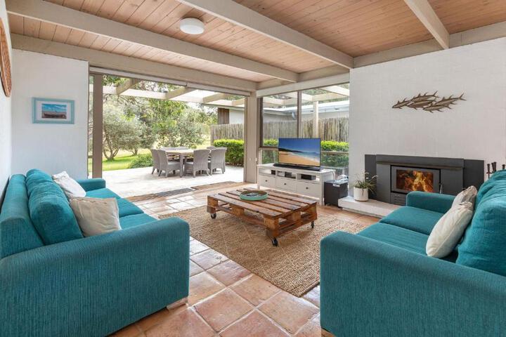General 2 of 17