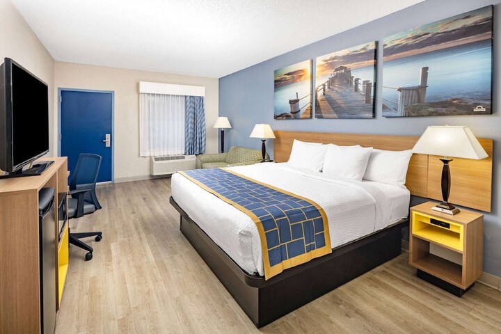 1 King Bed (13 of 22)