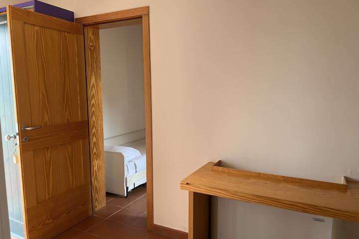 Room 12 of 73