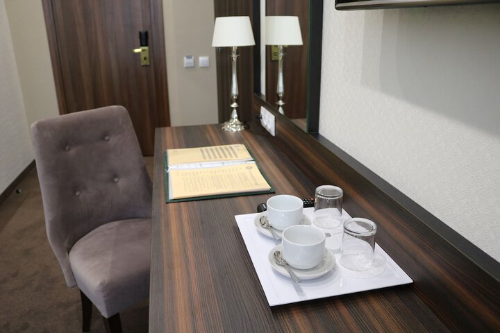 Room 12 of 73