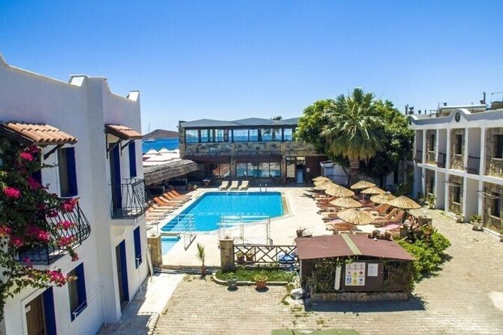 Eris Hotel