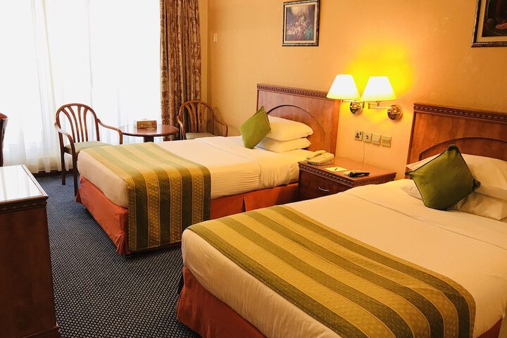 Room 10 of 74