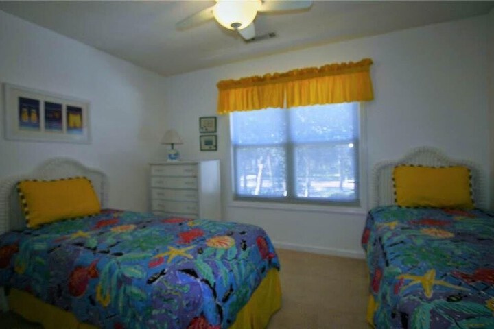 Room 2 of 17