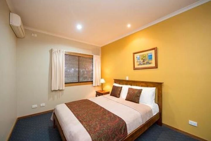 Room 3 of 24