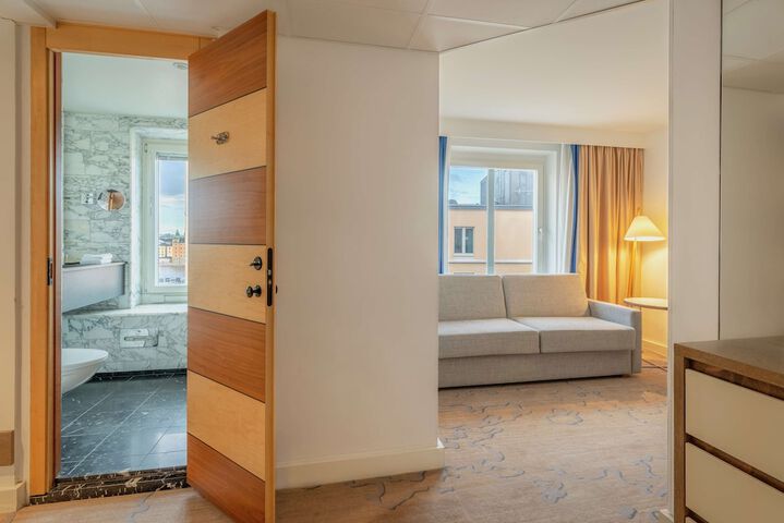 Room 60 of 167