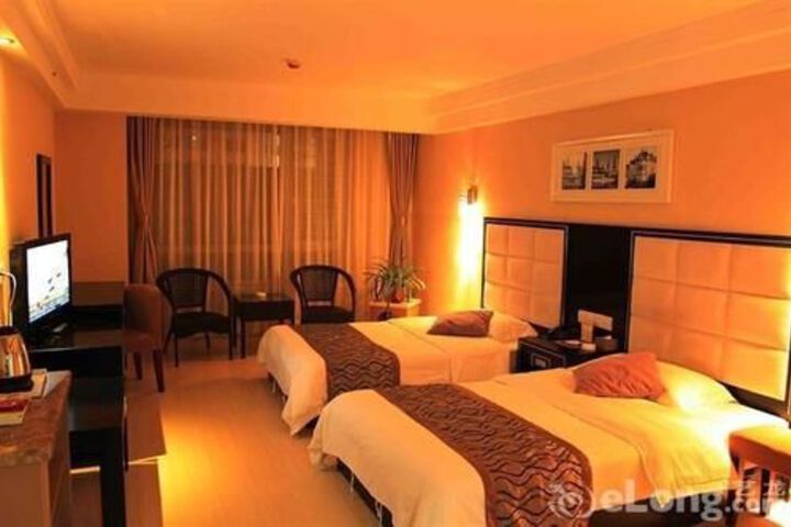 Room 21 of 114