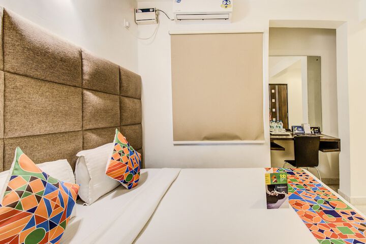 Room 8 of 27