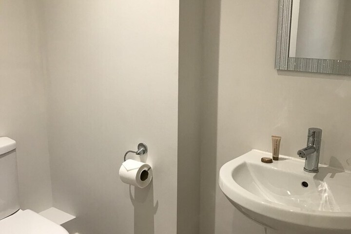Room 46 of 65