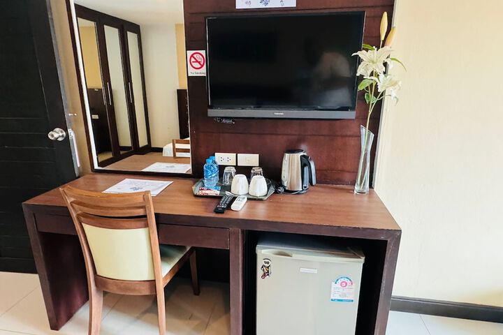 Room 6 of 91