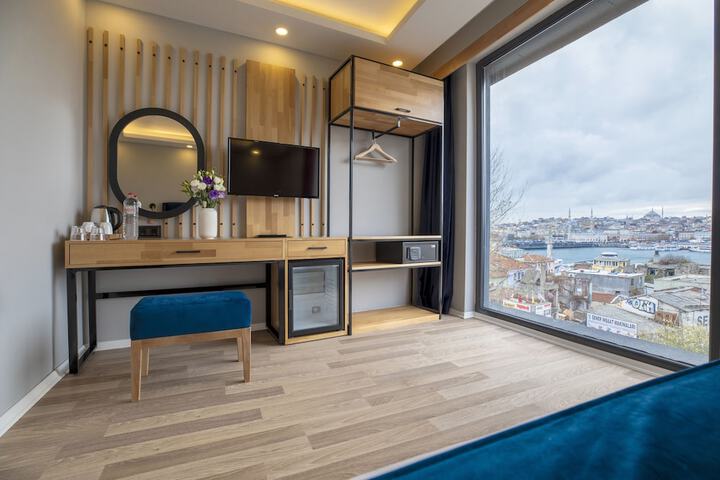 Room 48 of 54