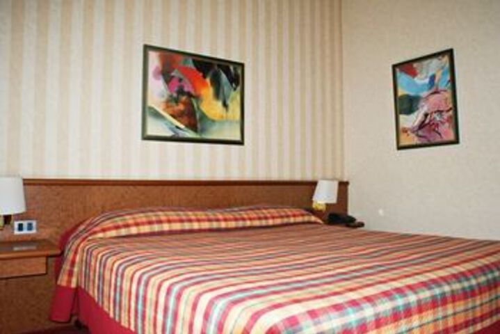 Room 23 of 43