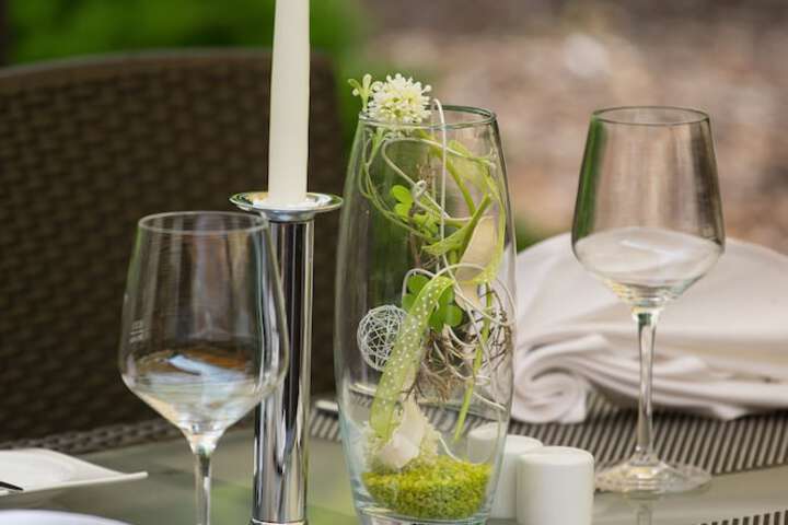 Dining 88 of 102