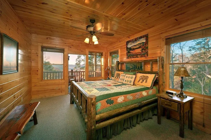 Room 4 of 24