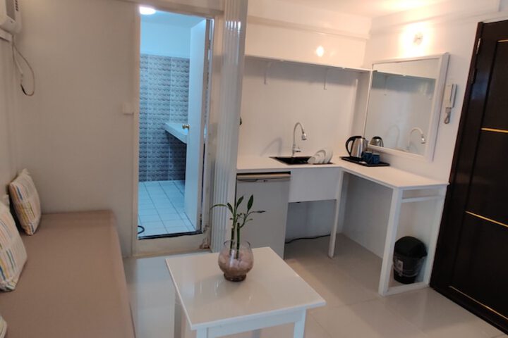Room 20 of 40