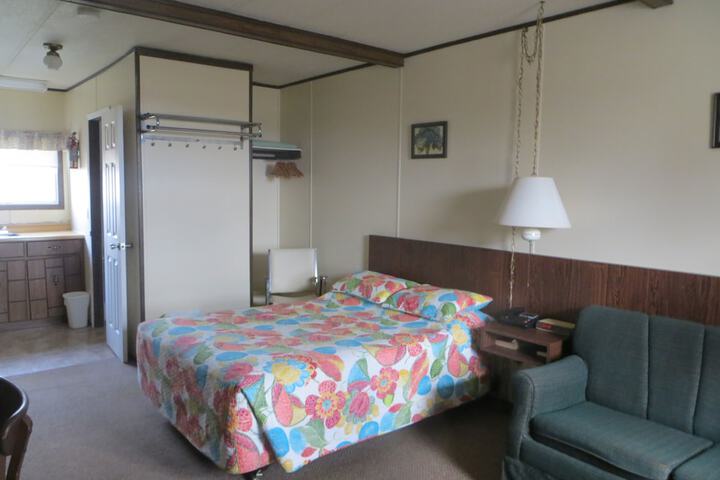 Room 11 of 30