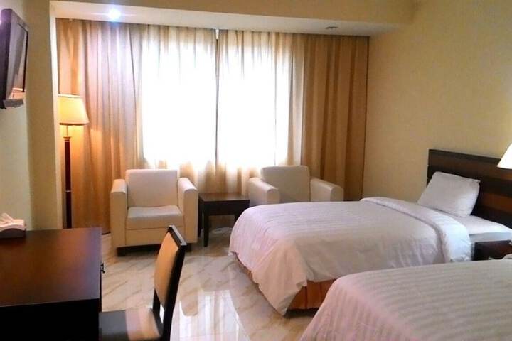 Room 7 of 17