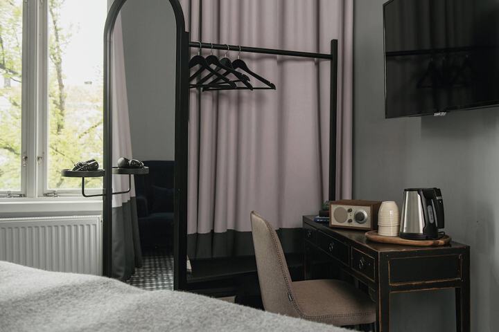 Room 46 of 121