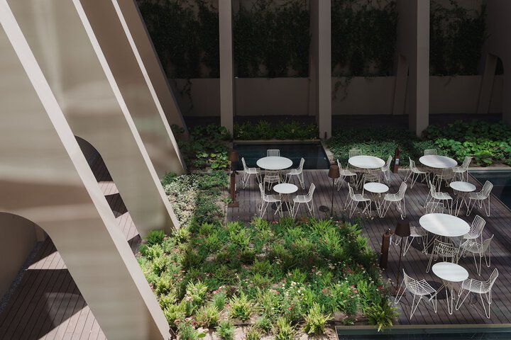 Hotel Exterior 75 of 75