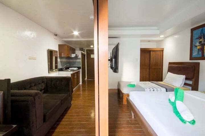 Room 16 of 47