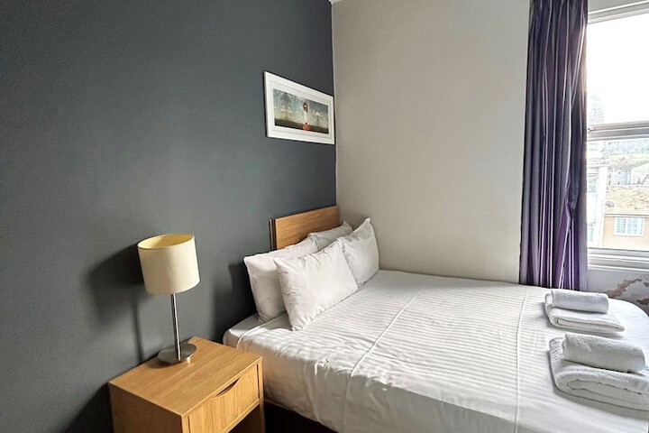Room 63 of 102