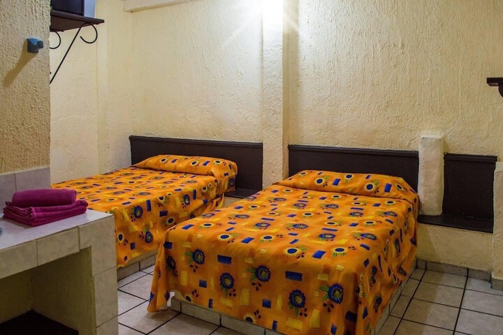 Room 11 of 21