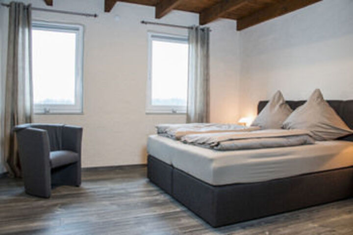 Room 15 of 31