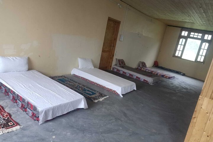 Room 16 of 50