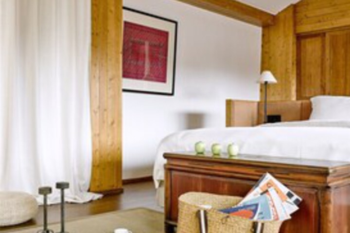 Room 73 of 111