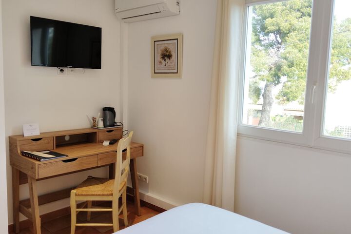 Room 57 of 103