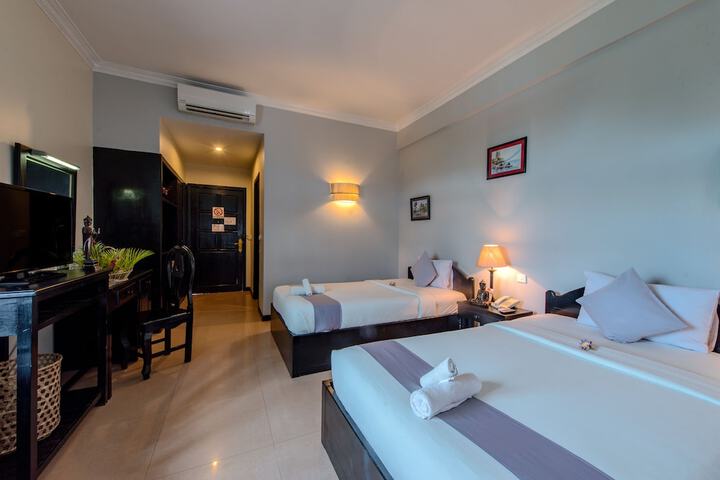 Room 26 of 160