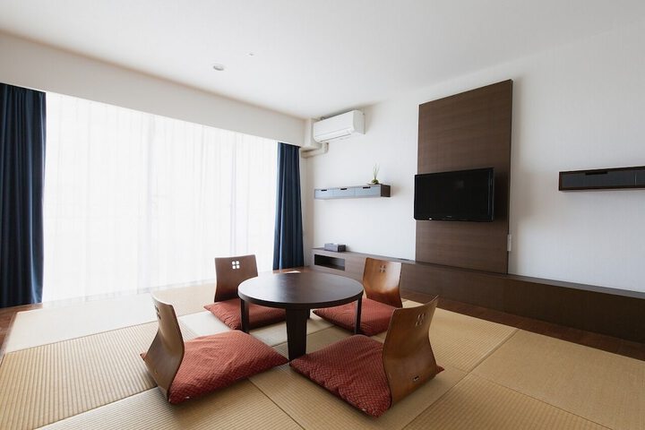 Room 10 of 89