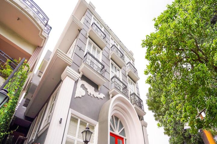 Townhouse Sector 19 Fun Republic Mall Indiranagar