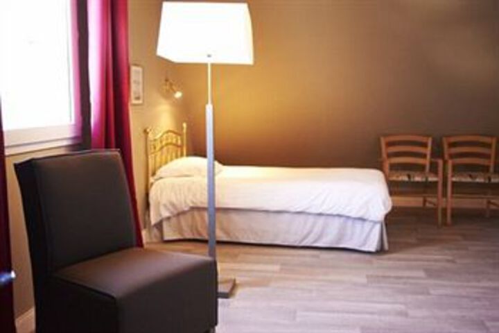 Room 20 of 39