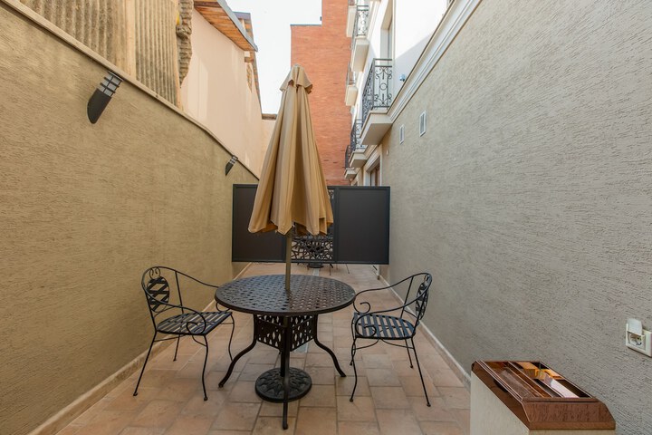 Terrace/Patio 43 of 80