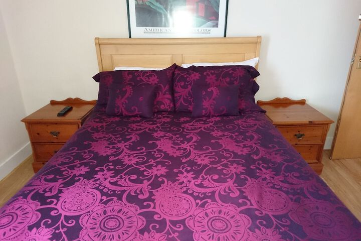 Room 9 of 25