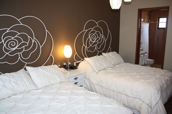 Room 19 of 80