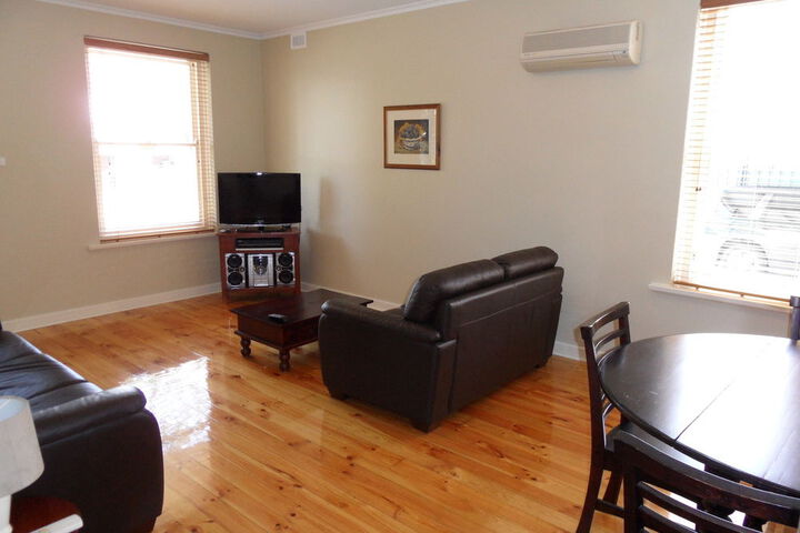 Room 3 of 8