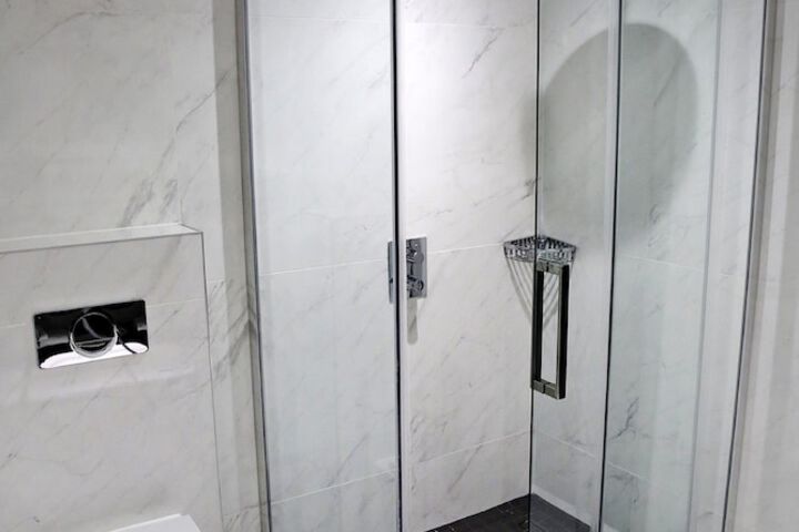 Clean Restrooms