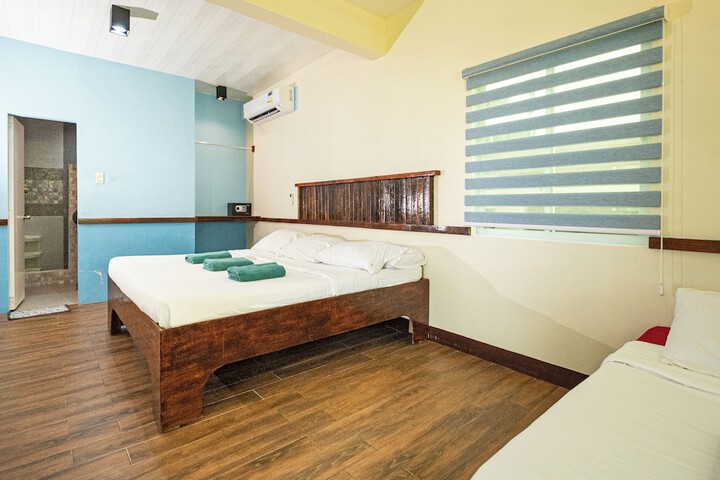 Room 45 of 238