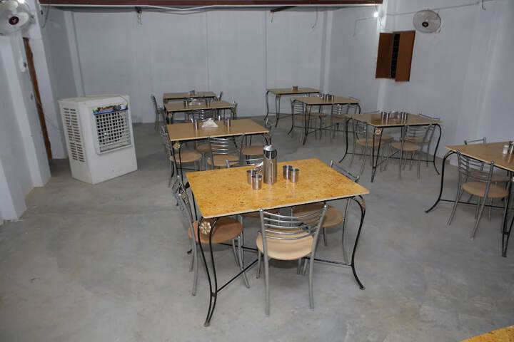Dining 57 of 123